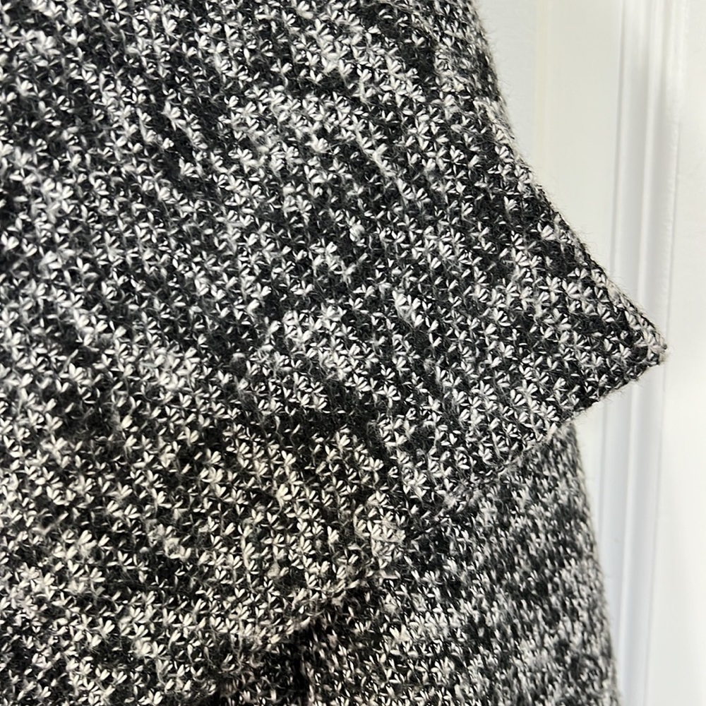 Ann Taylor short open sweater jacket - Picture 5 of 9